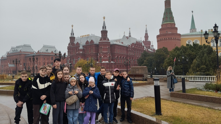 А я иду, шагаю по Москве….
